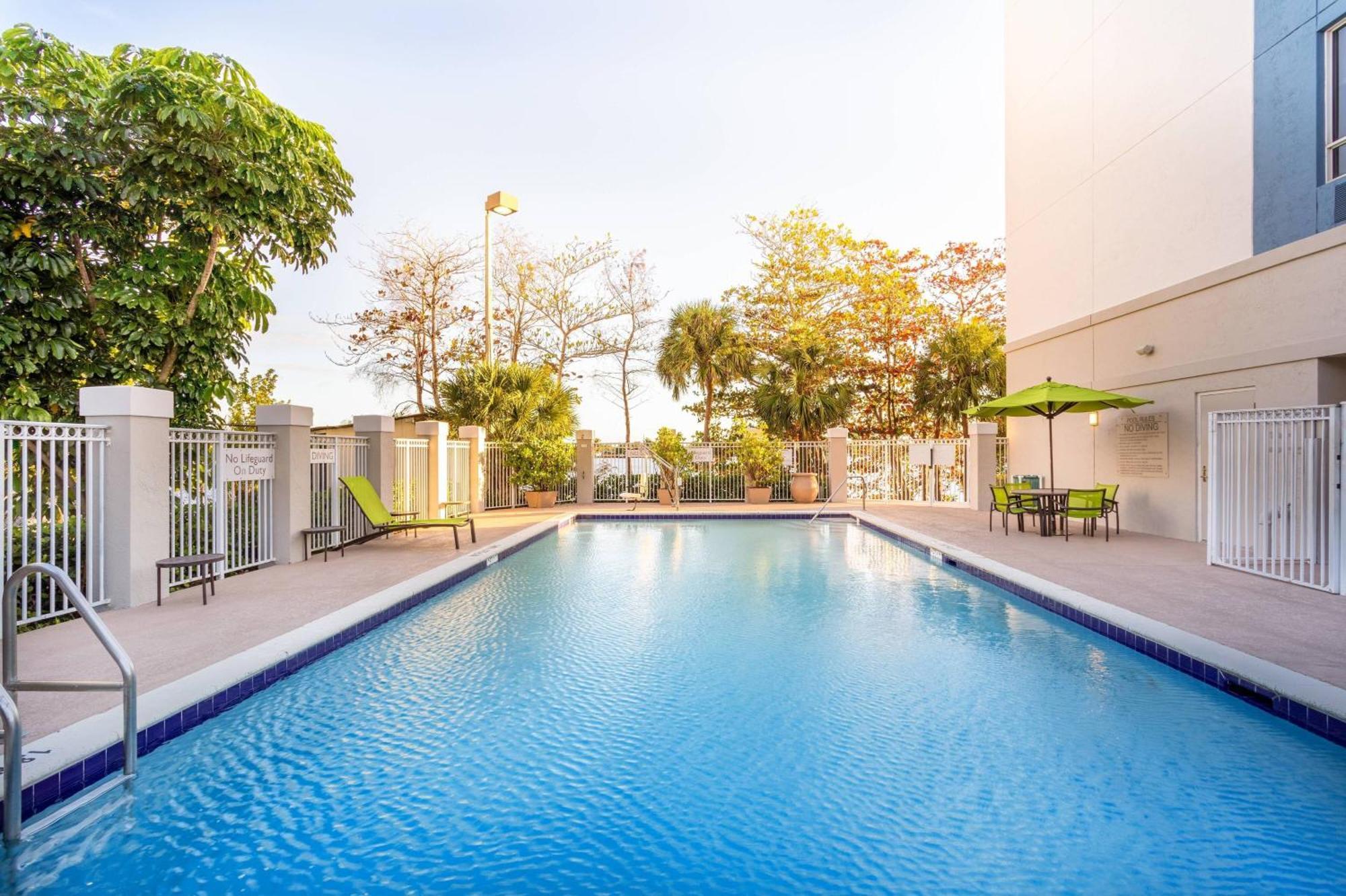 Springhill Suites By Marriott Miami Airport South Blue Lagoon Area Miami Springs Екстериор снимка