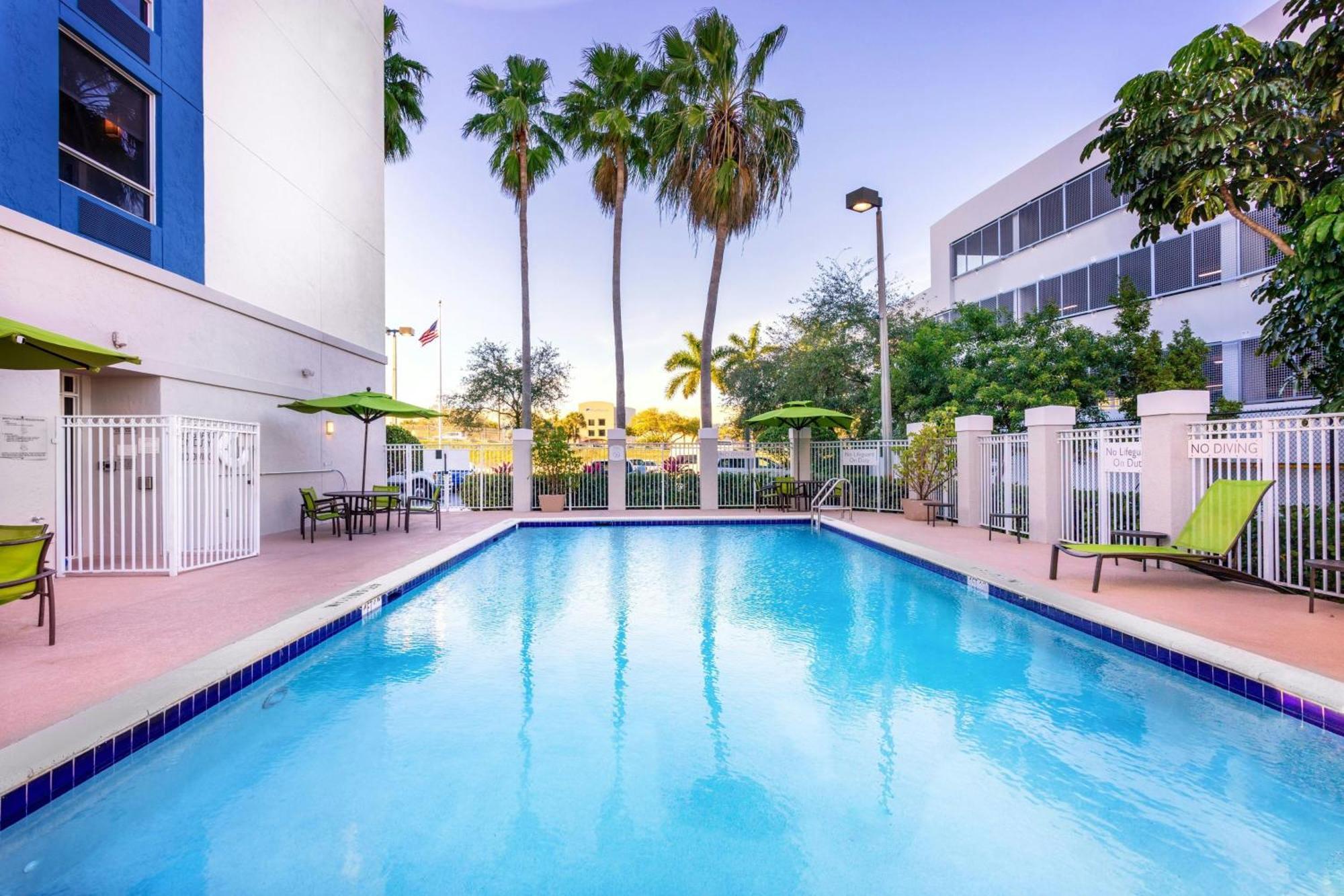 Springhill Suites By Marriott Miami Airport South Blue Lagoon Area Miami Springs Екстериор снимка